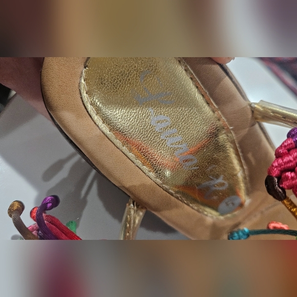 LAURA R Handwoven Colorful Wedges In Multi. Adjustable Back. Size 5(fits Like 6) - Picture 10 of 16